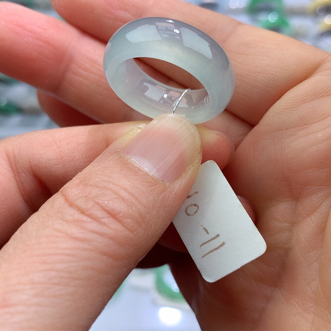 翡翠戒指未镶嵌10-11号