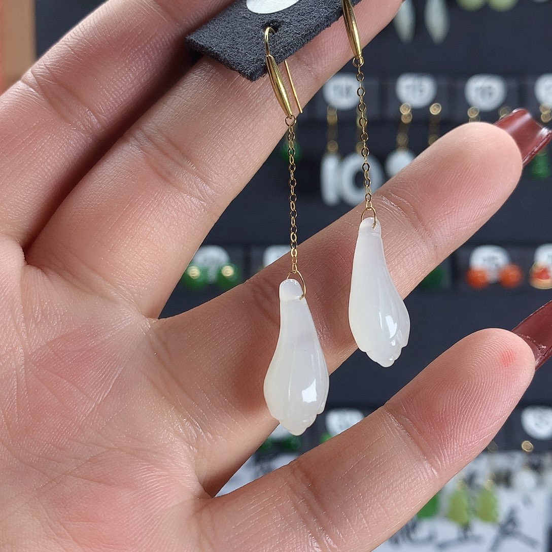 和田玉耳饰18K金镶嵌105