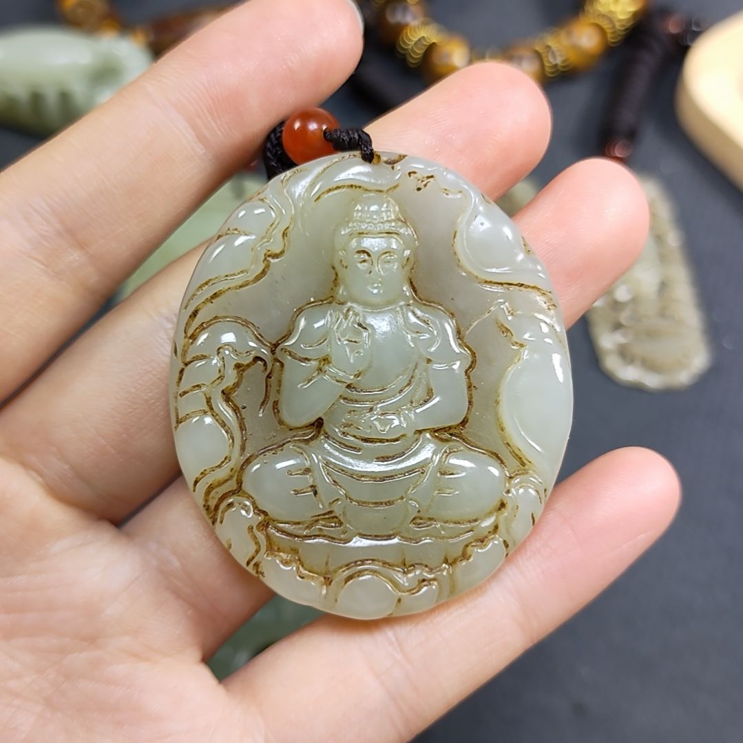 和田玉颈饰未镶嵌