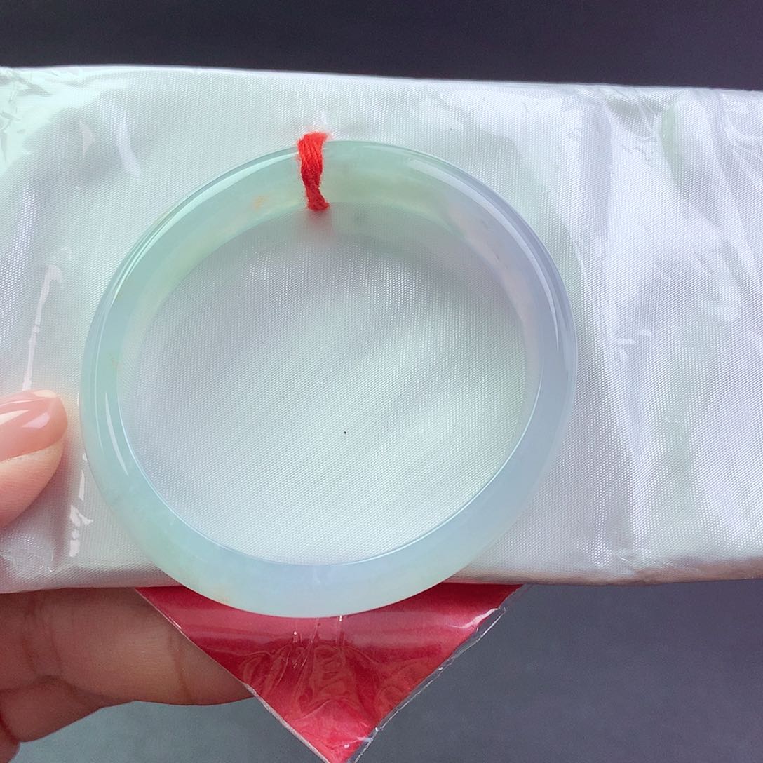 【闪购商品】未镶嵌手镯翡翠贵妃881172