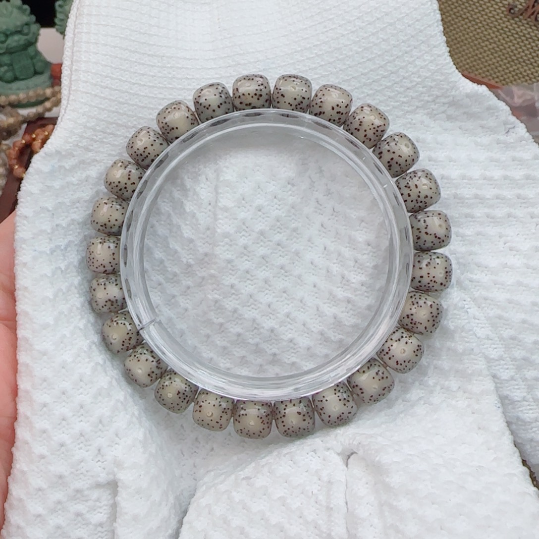 龙脊菩提吊坠灰皮果冻针尖星9*8