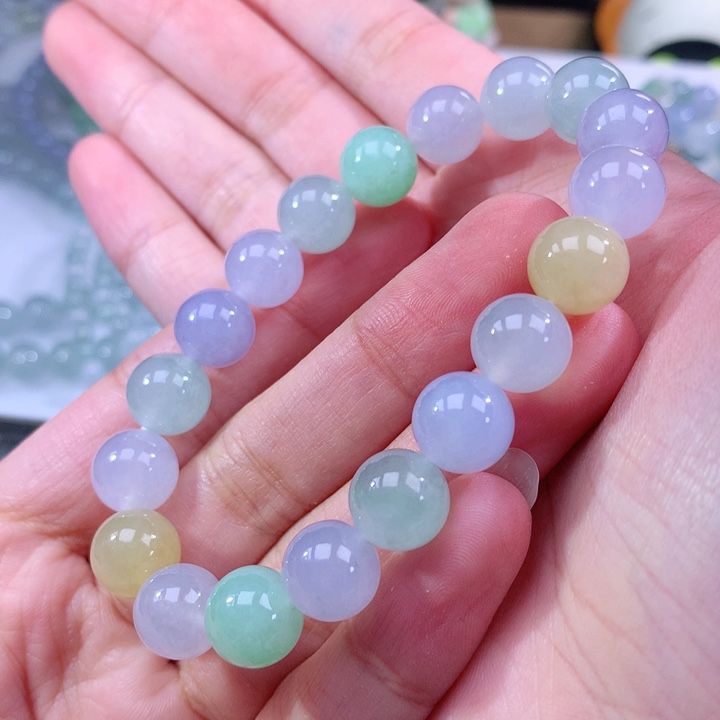 翡翠手链未镶嵌翡翠