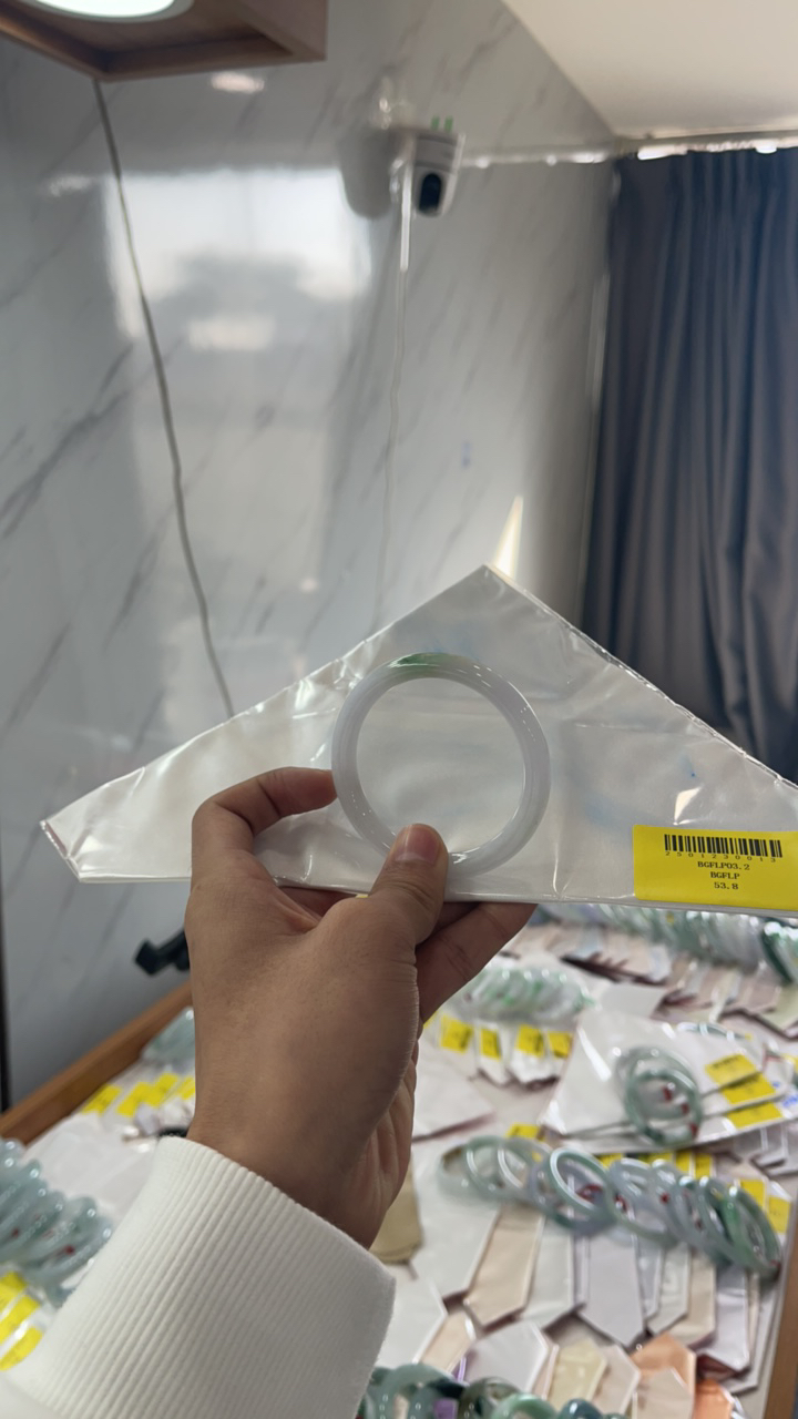 纯天然缅甸翡翠A货买断