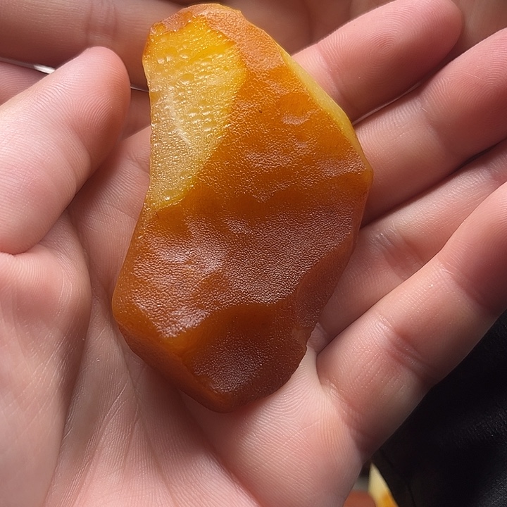 定制琥珀未镶嵌纯天然蜜蜡吊坠