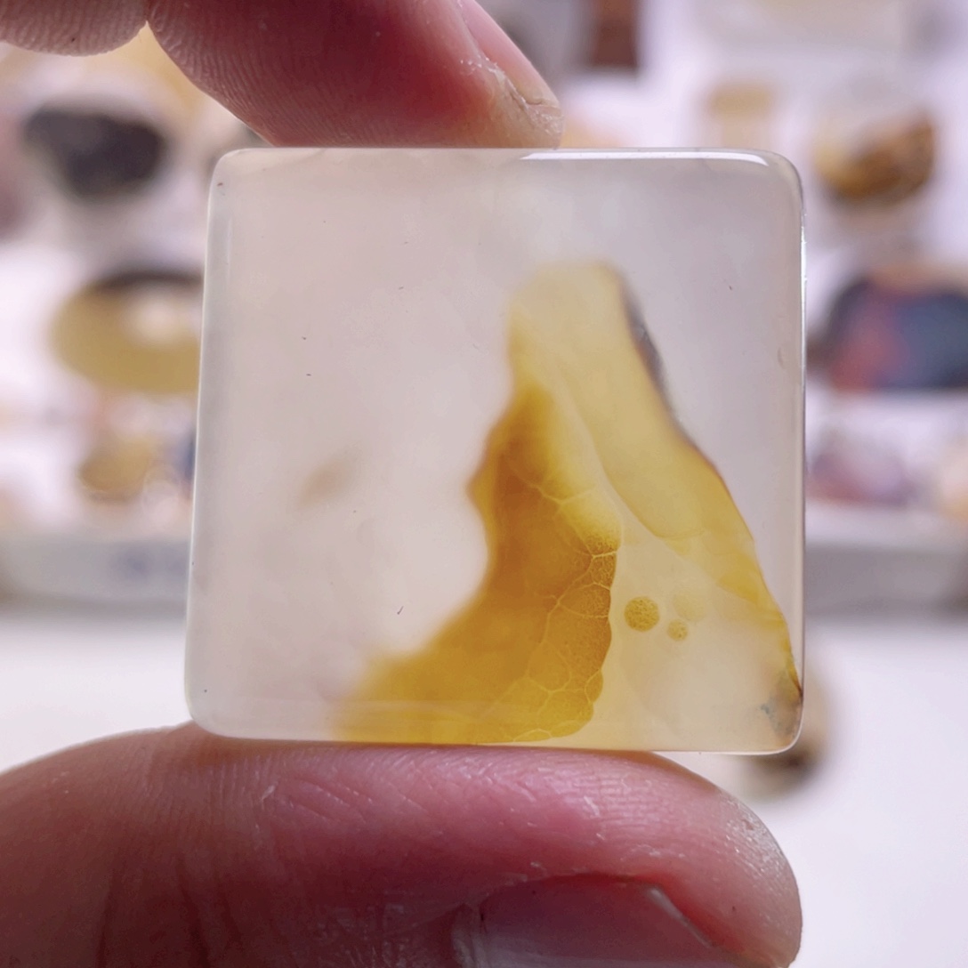 玛瑙/玉髓颈饰合金