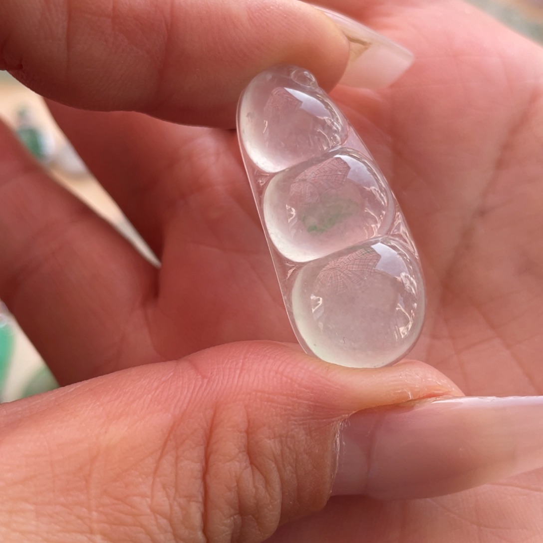 翡翠颈饰未镶嵌豆子