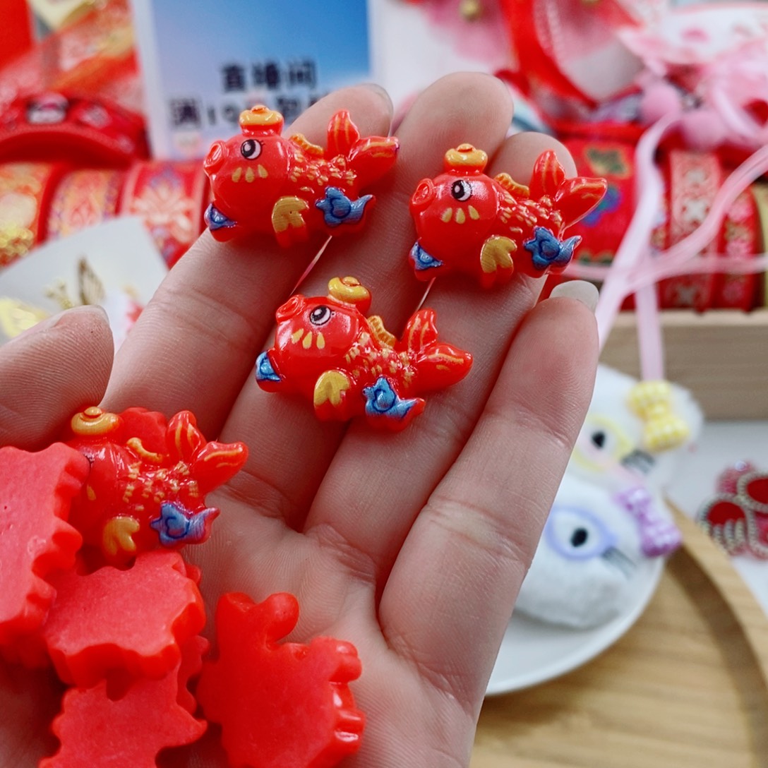 锦鲤树脂贴片50个一份