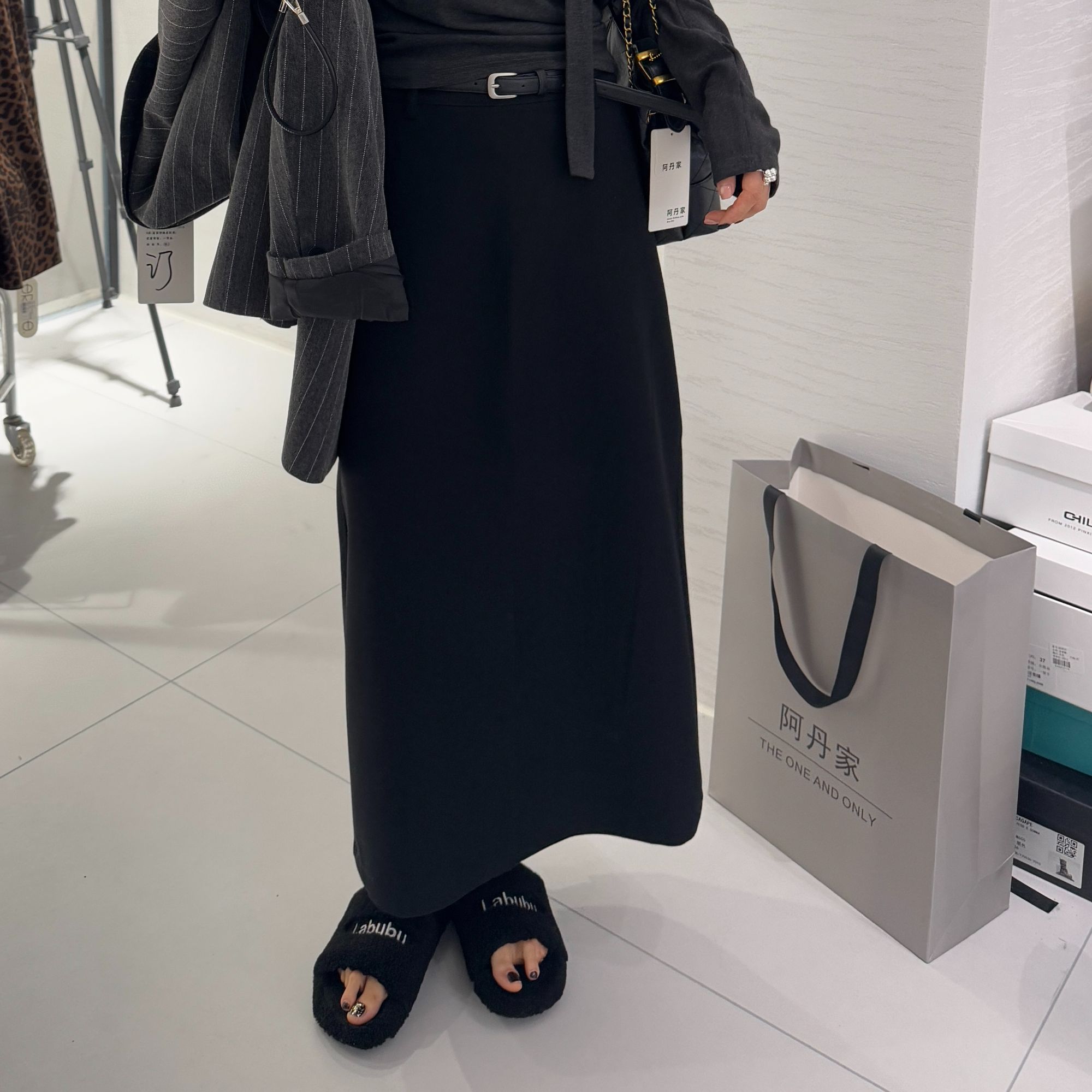 黑色高腰休闲风A字裙秋季半身裙女装20250926