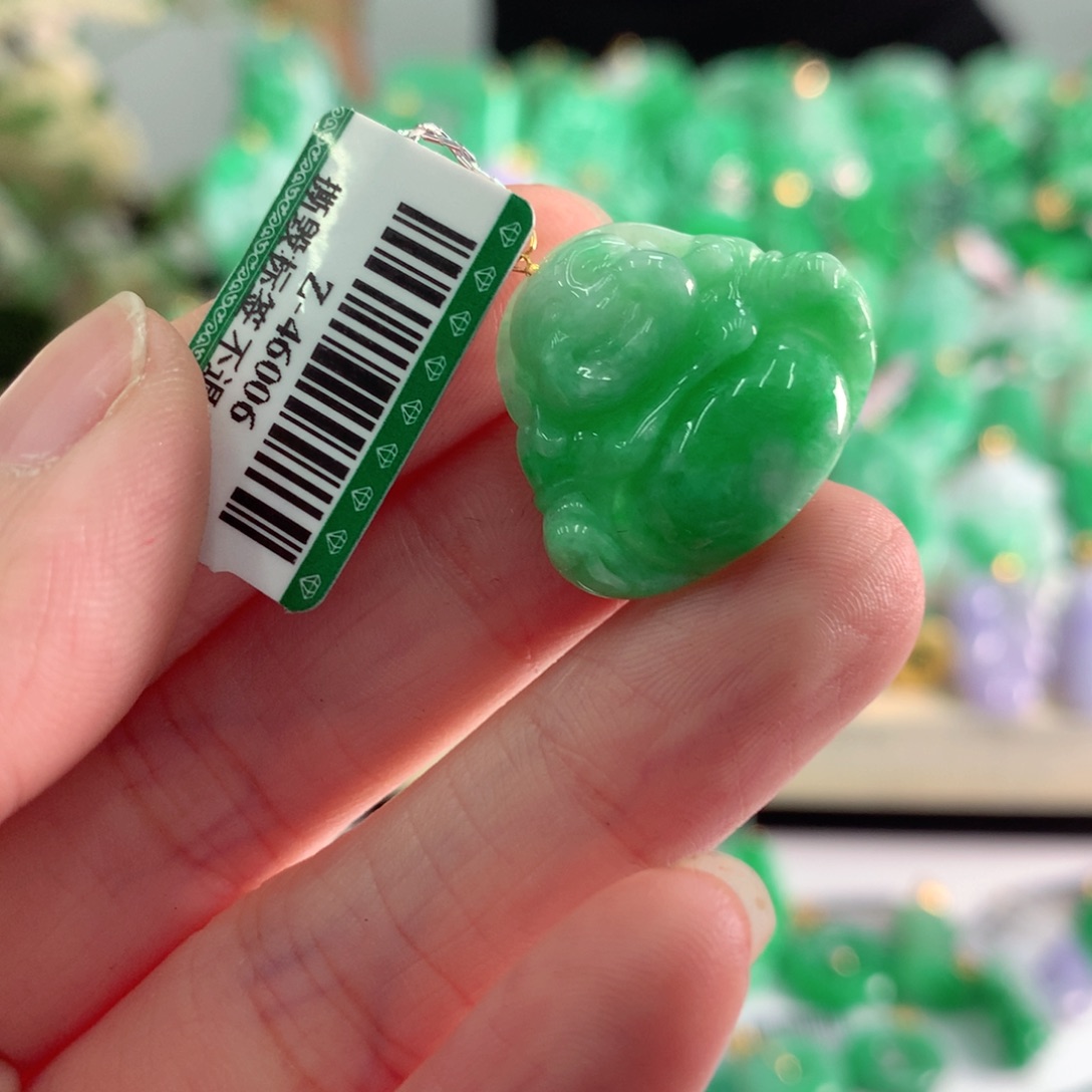 翡翠吊坠(不含链)18K金镶嵌