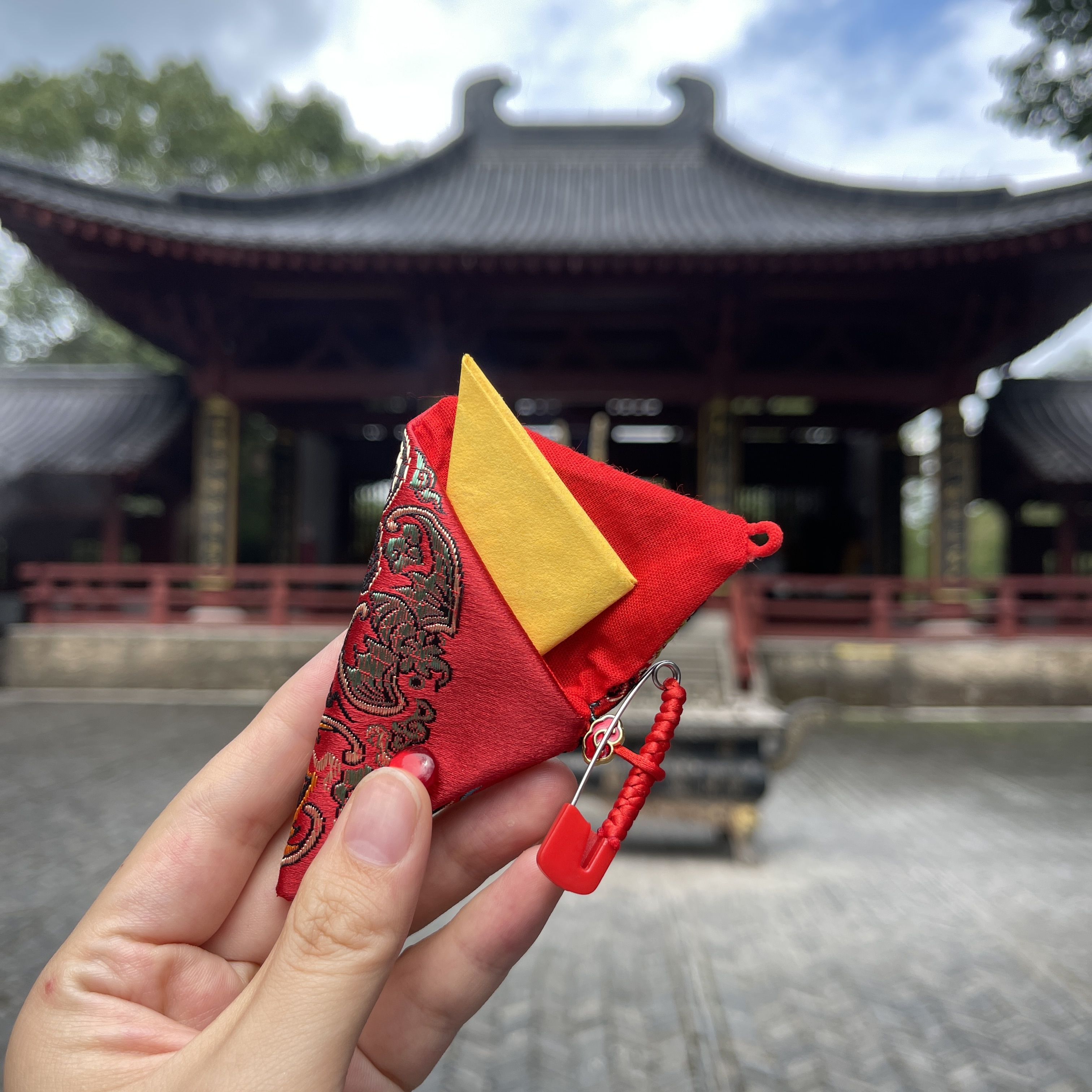 特别版【2026年来自骑龙宫的礼物】传统国风手绘手作贺卡纸香包挂件