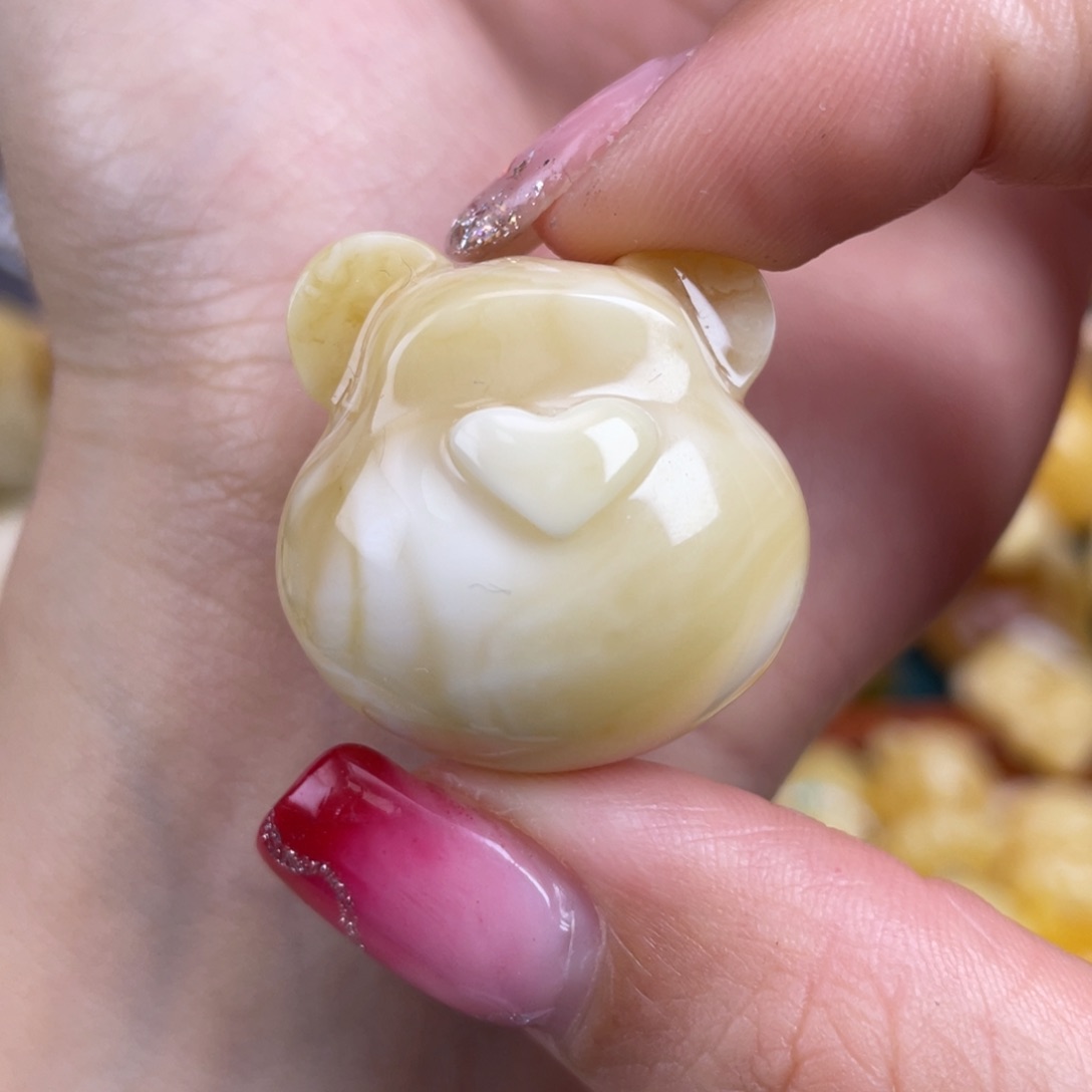 琥珀裸石未镶嵌蜜蜡