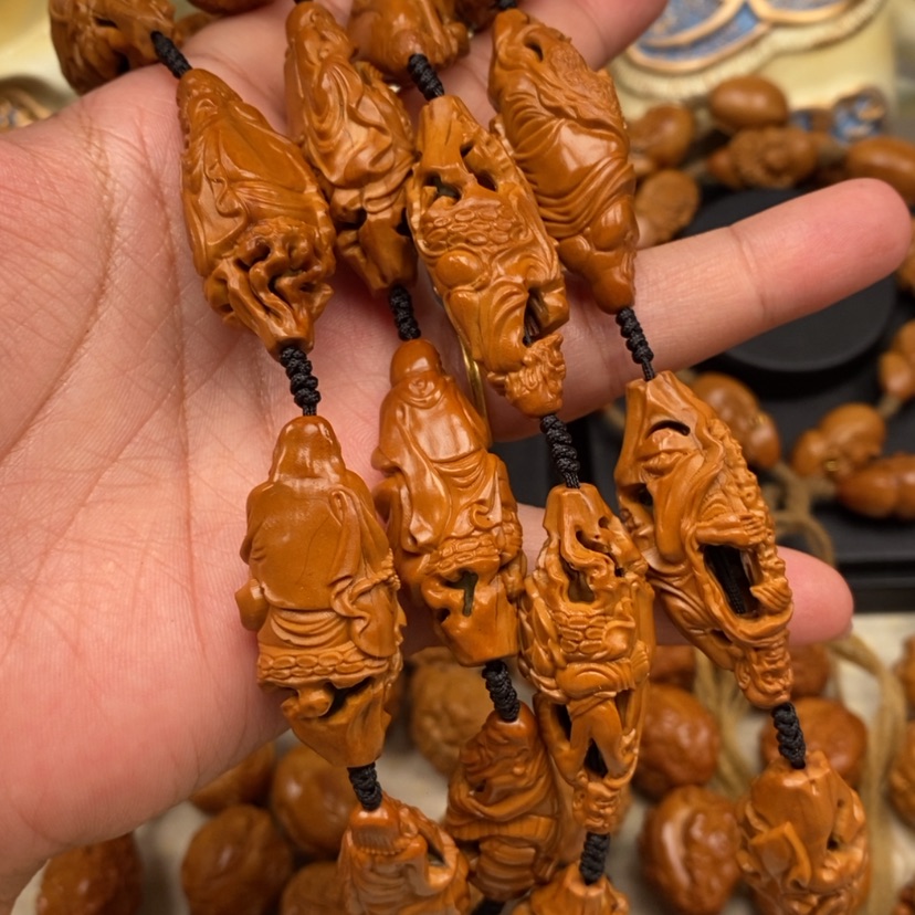 【闪购商品】橄榄核吊坠橄榄手工雕刻工艺