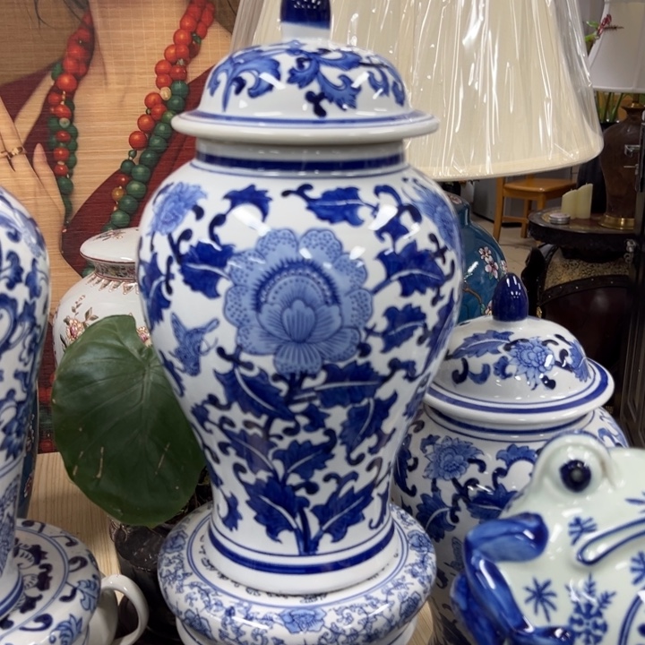 瓷片微瑕。。。。。。。。。。。