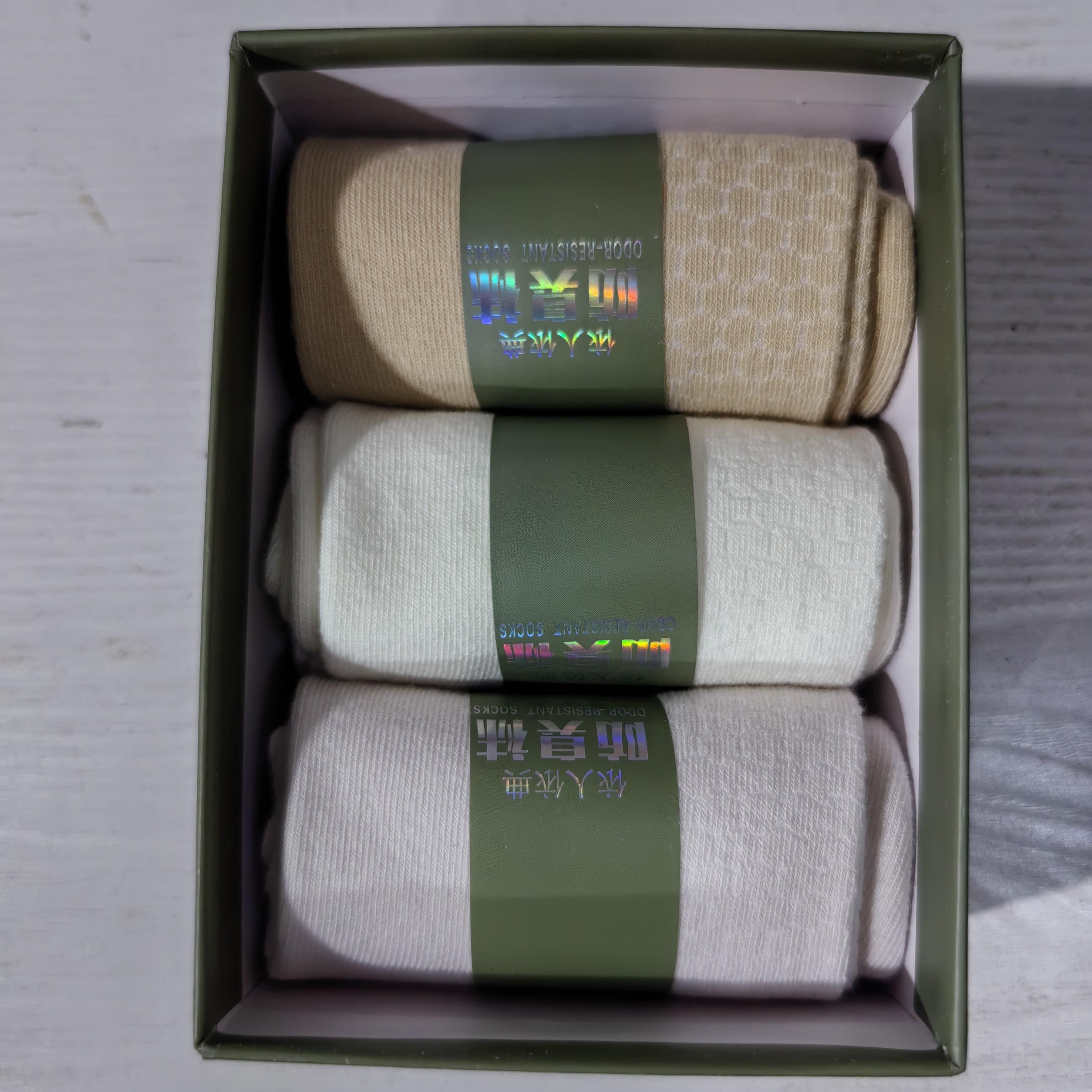 透气柔软吸汗舒适防臭袜