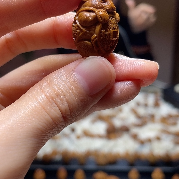 橄榄核吊坠鼠来宝