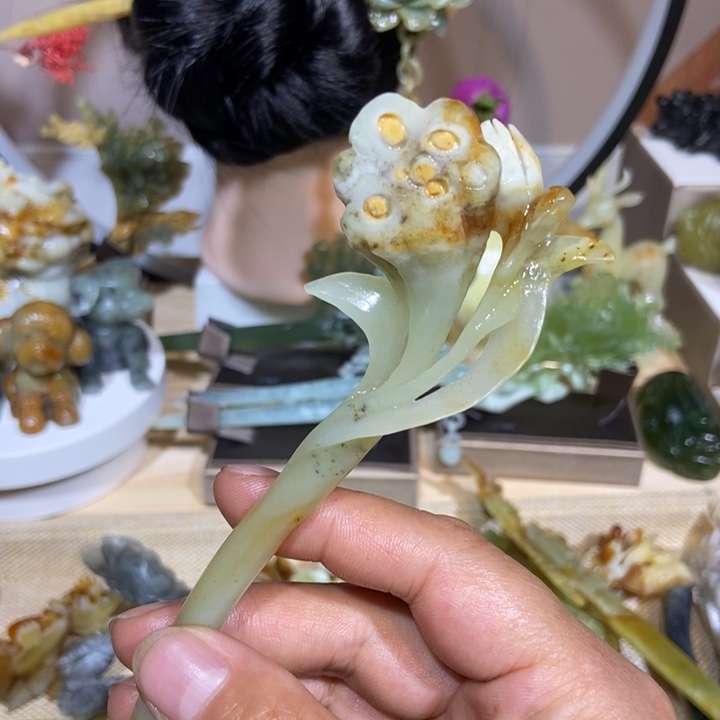 蛇纹石玉未镶嵌发饰