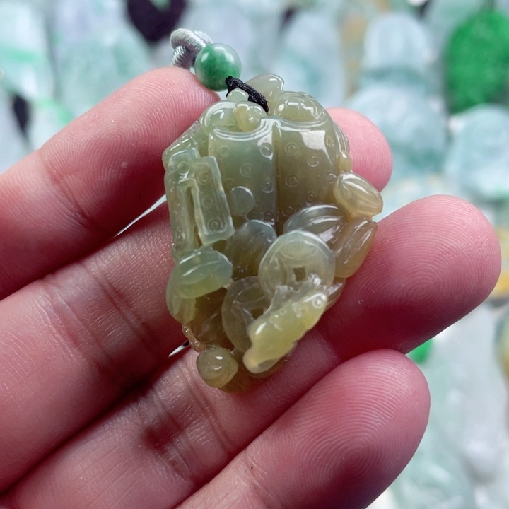 翡翠未镶嵌吊坠(不含链)