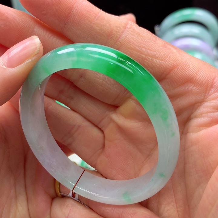 【闪购商品】翡翠手镯未镶嵌天然翡翠手镯