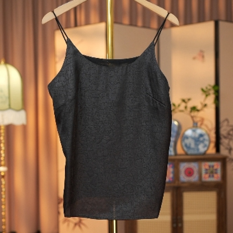 【浅语】新款优雅内搭百搭气质龟裂纹吊带打底衫