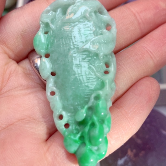 翡翠吊坠(不含链)未镶嵌