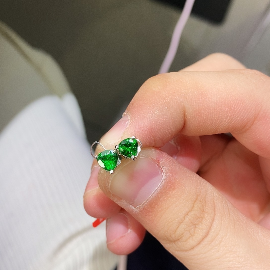石榴石（沙弗莱）耳饰银S925镶嵌