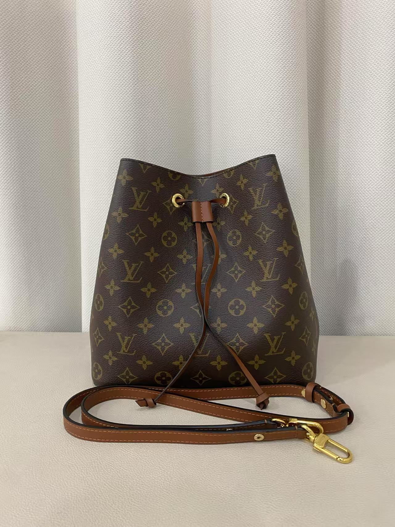 99新 LouisVuitton/路易威登 LV  焦糖水桶/严选