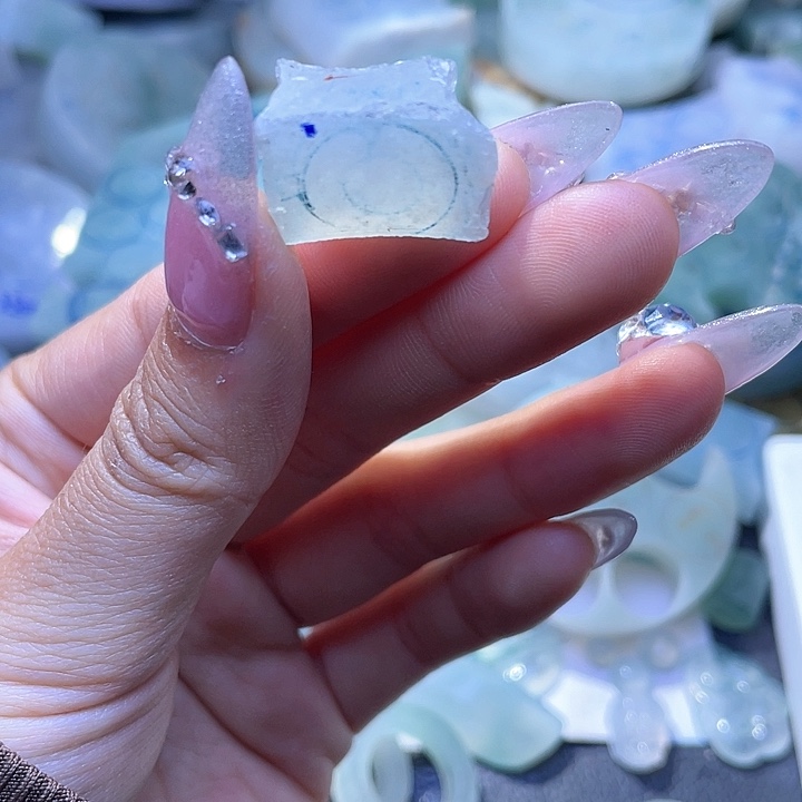 定制翡翠未镶嵌翡翠