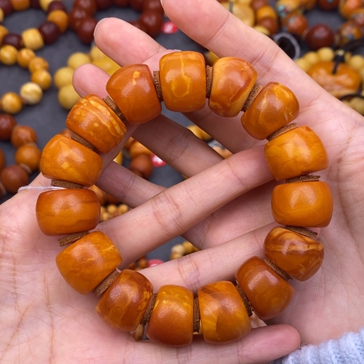 琥珀未镶嵌裸石蜜蜡M