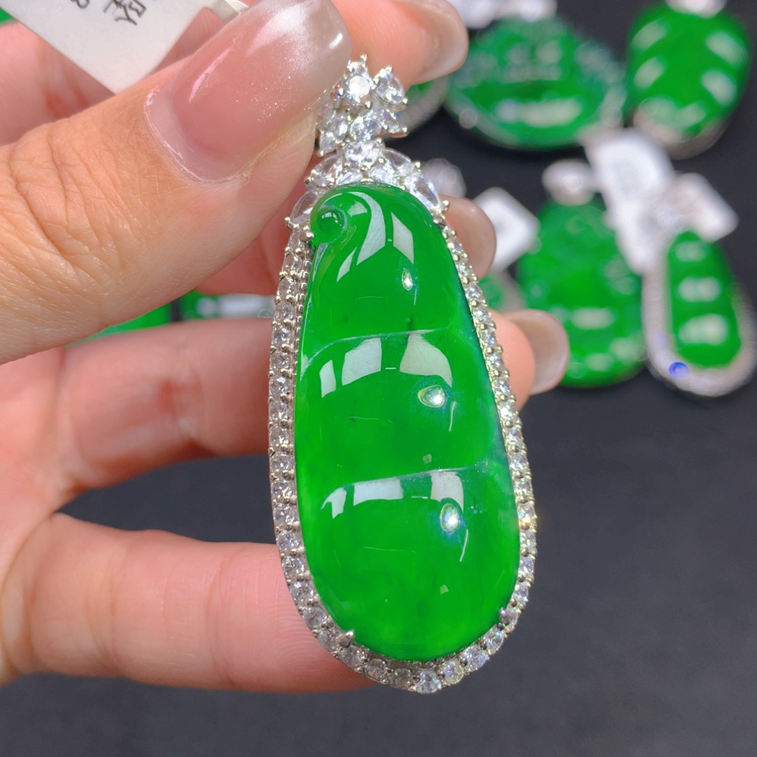 翡翠颈饰银S925镶嵌111111111111