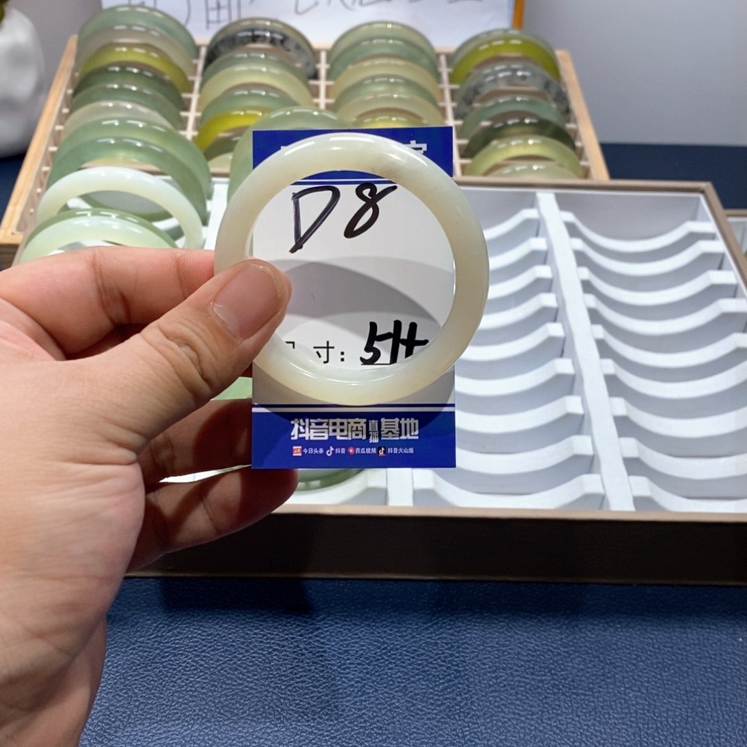 岫玉手镯未镶嵌手镯