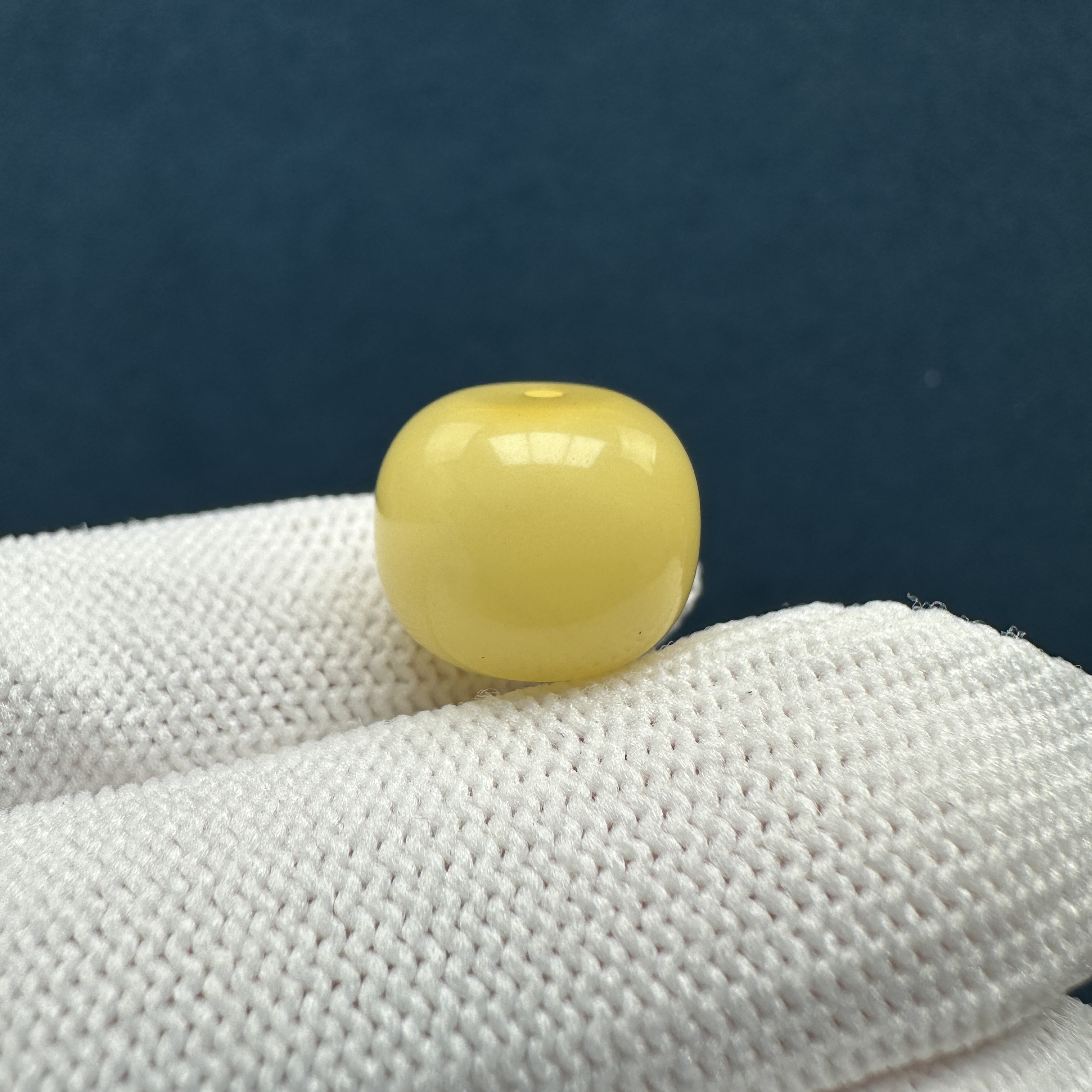 B9616天然原矿蜜蜡微瑕老型 13.3*11.3mm 支持复检 假一罚十