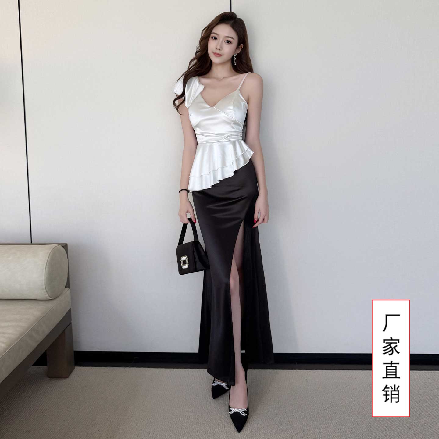 甜美潮流风背心吊带小众名媛性感时尚包臀开叉连衣裙子