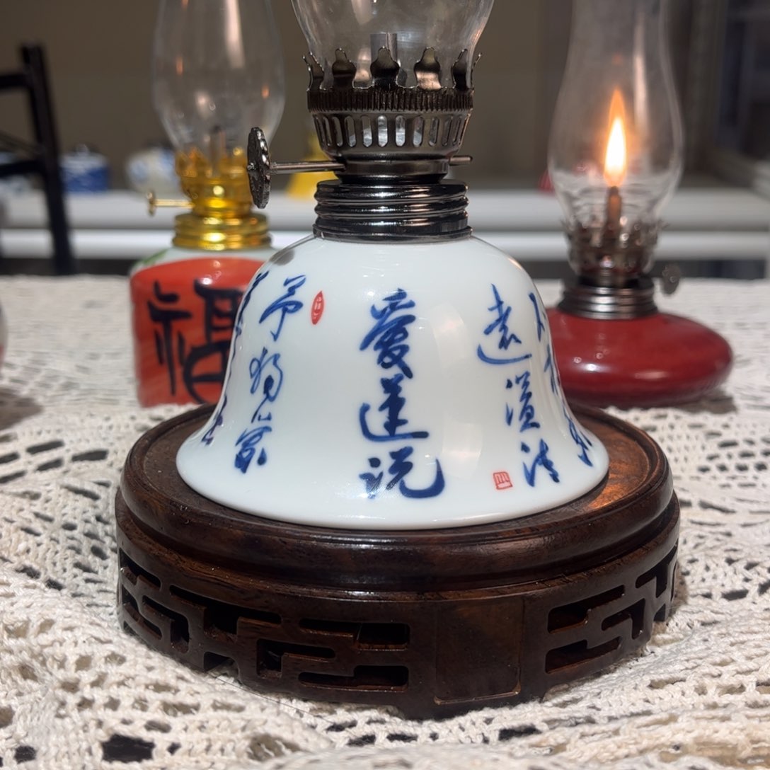 摆件景德镇陶瓷香薰灯