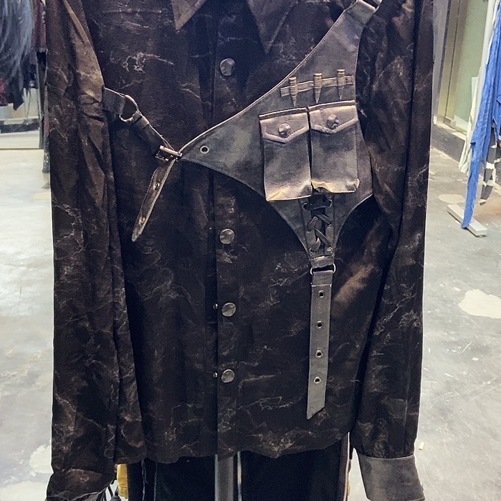 df朋克腰包内搭衬衫