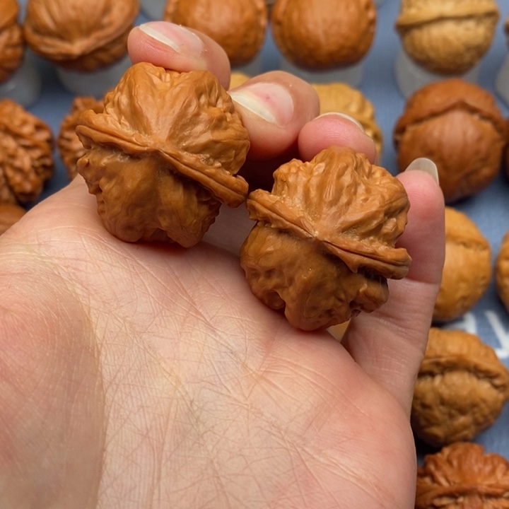 文玩核桃把件赤龙粗筋