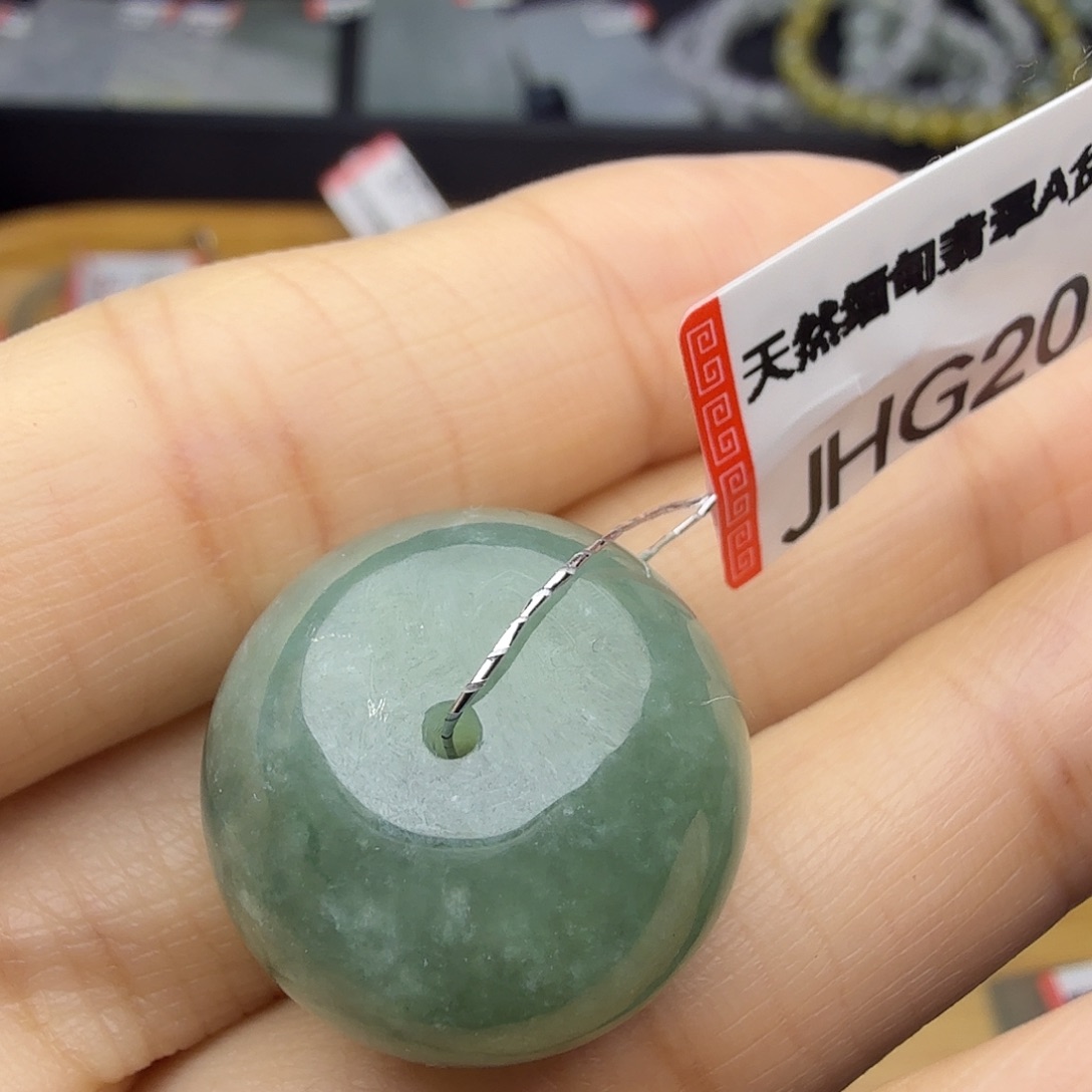 翡翠未镶嵌颈饰天然缅甸翡翠A货