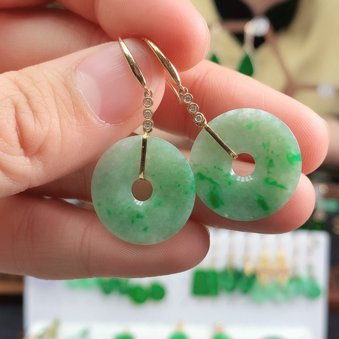 翡翠耳饰18K金镶嵌耳饰