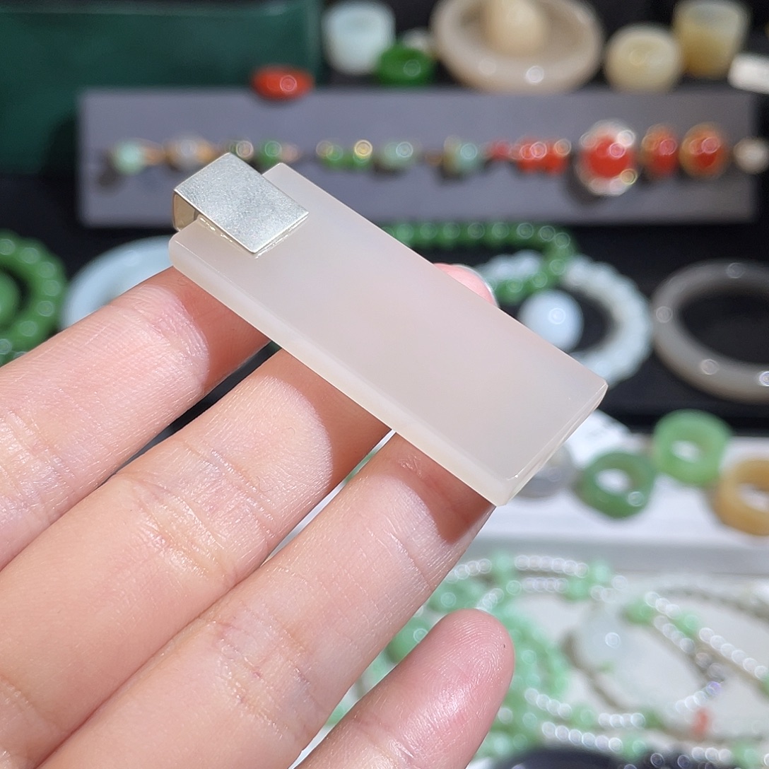 和田玉银S925镶嵌颈饰