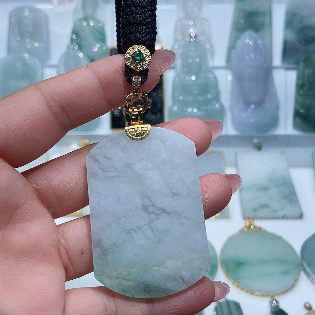 翡翠吊坠(不含链)18K金镶嵌