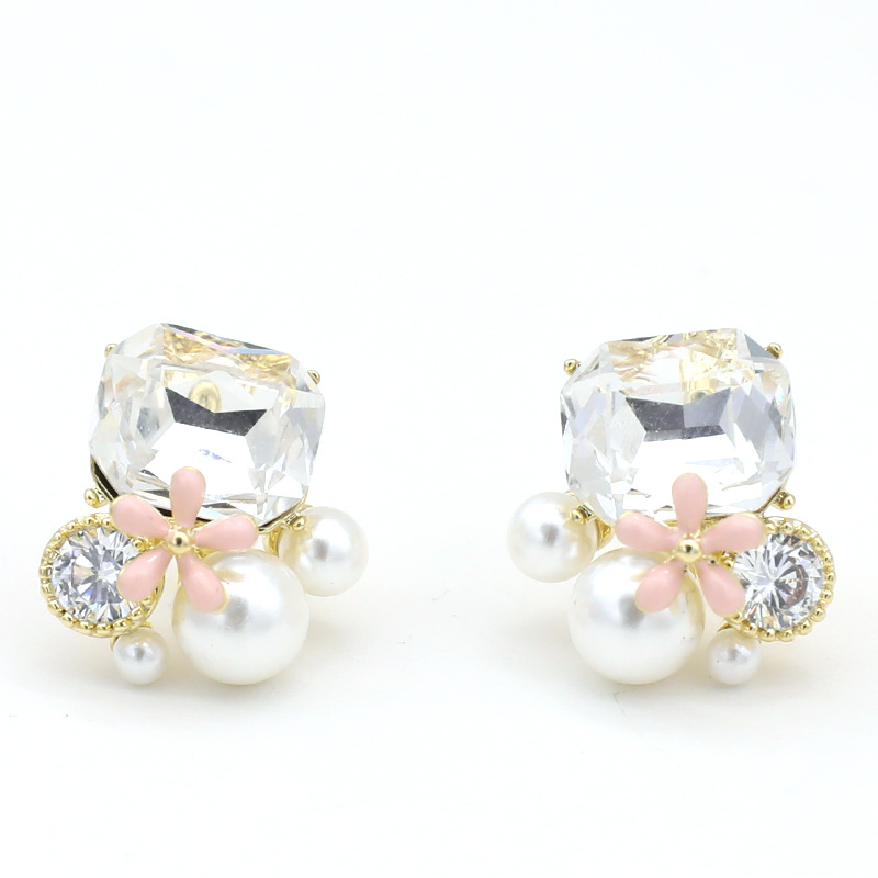 合金耳饰 镀K金设计师款时尚轻奢耳饰~3583