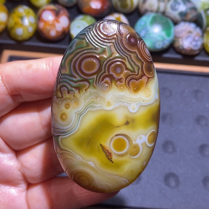 未镶嵌玛瑙/玉髓珠宝半成品9