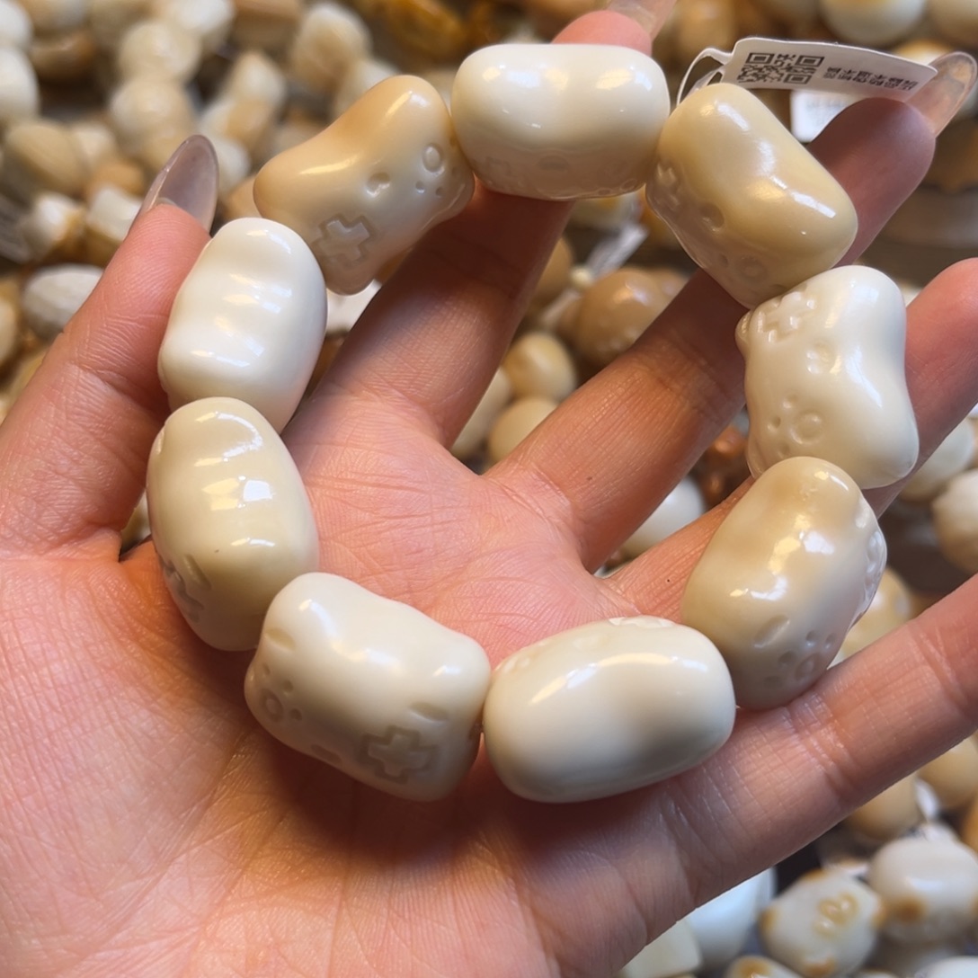 吊坠菩提根/象牙果12.22.27号微瑕九颗呆呆猫