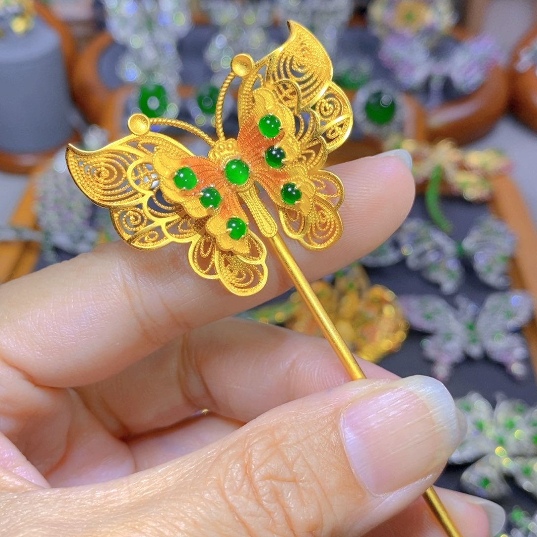 翡翠颈饰银S925镶嵌天然翡翠