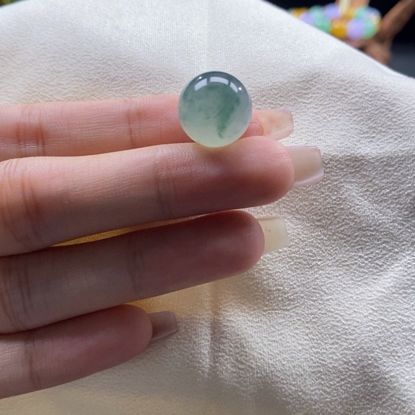 【闪购商品】翡翠颈饰未镶嵌冰蓝飘花圆珠卡14.3