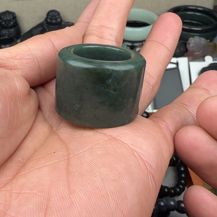 和田玉（青玉）颈饰未镶嵌福利扳指23.2圈口