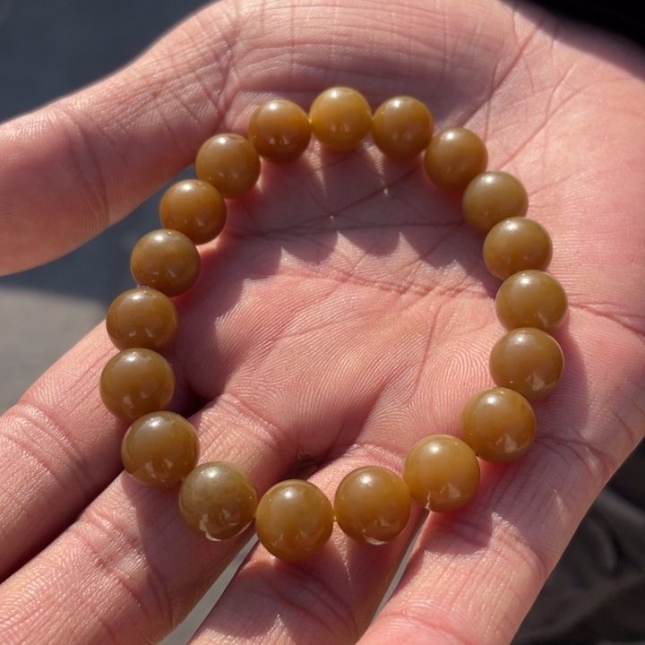 幸***花和田玉未镶嵌颈饰