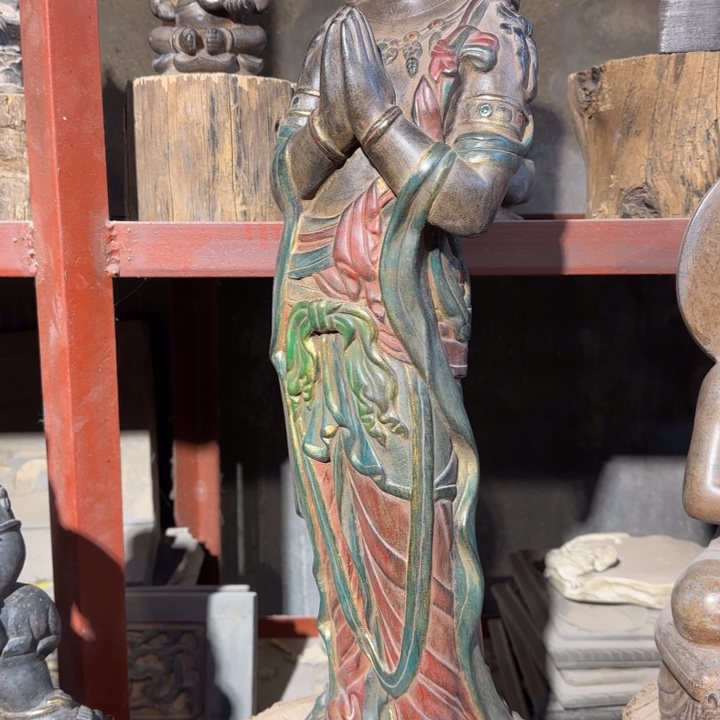 我***塞砖雕茶室里的高端产品