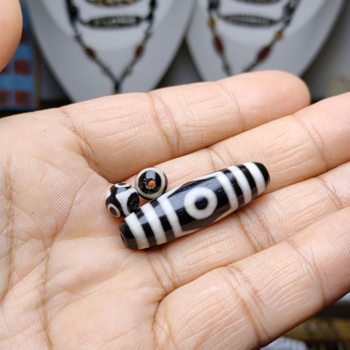 玛瑙/玉髓颈饰未镶嵌夏***?