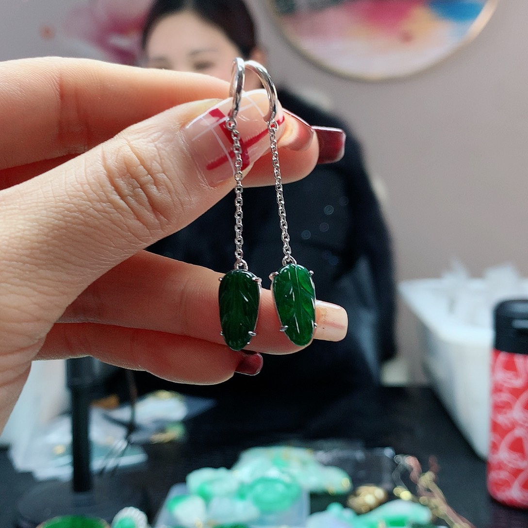 【闪购商品】翡翠耳饰银S925镶嵌，