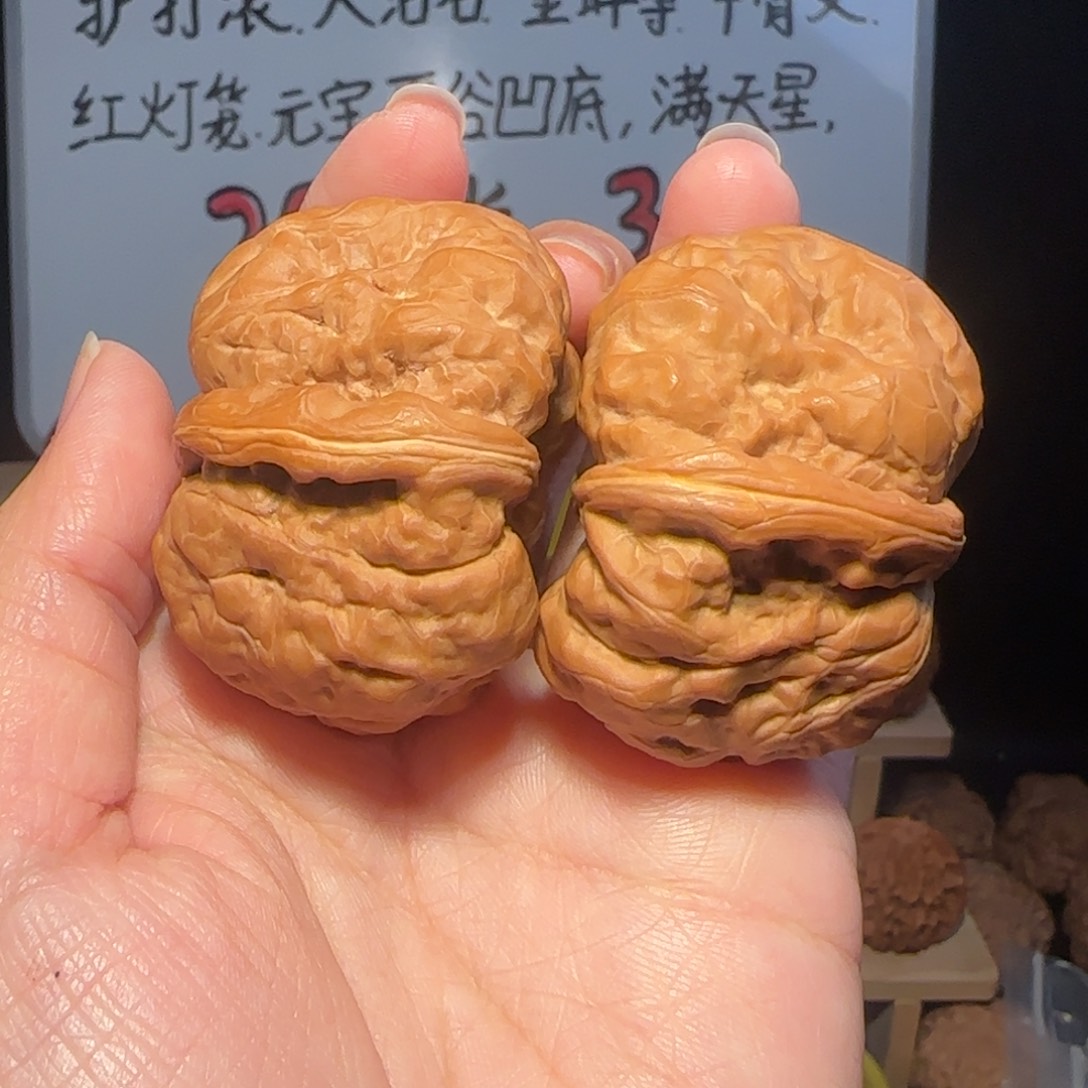 抓***狂吊坠文玩核桃蛤蟆头43加文玩核桃